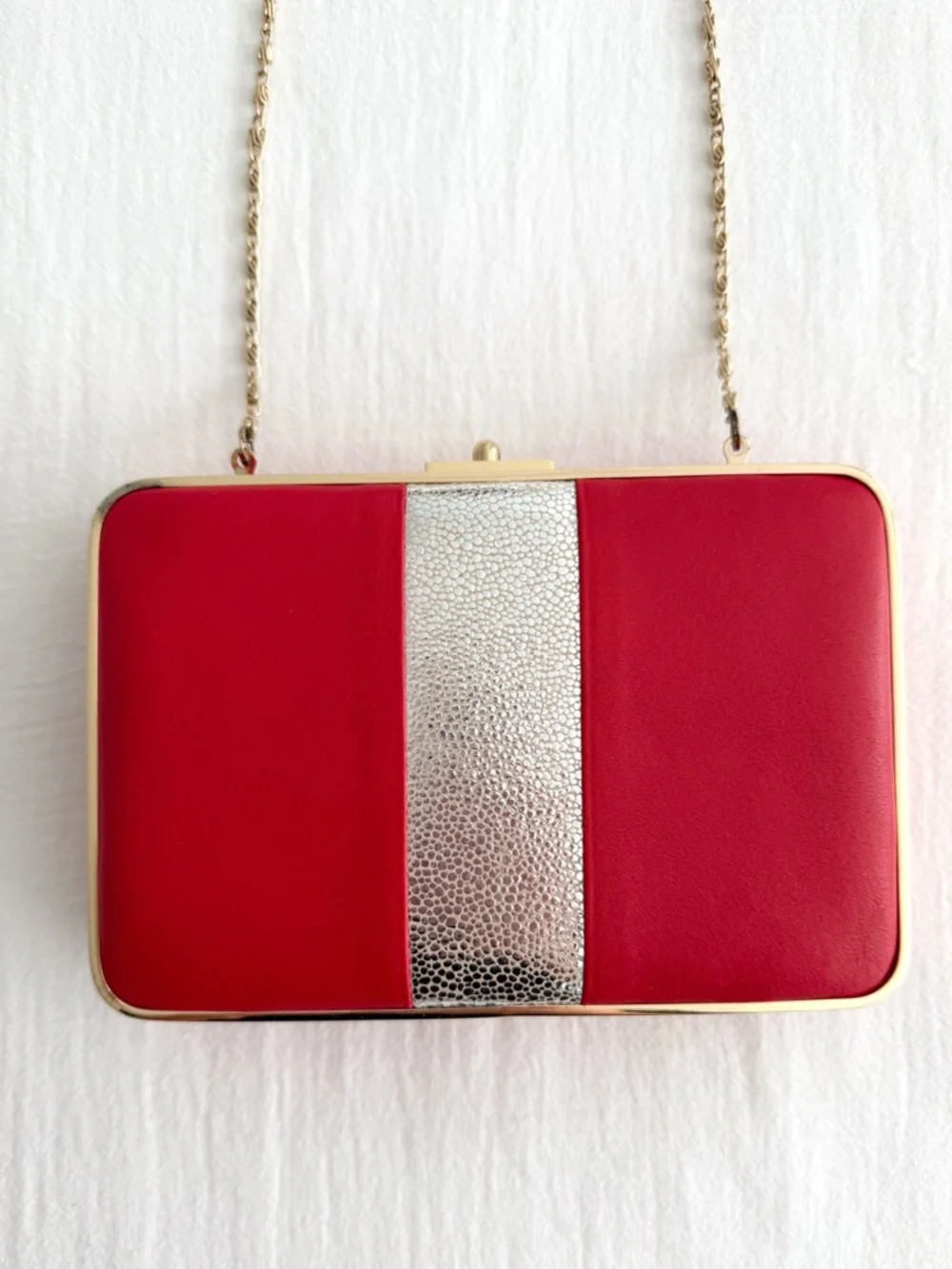 J. McLaughlin Small Red & Gold Leather Clutch Shoulder Purse w/ Gold Chain